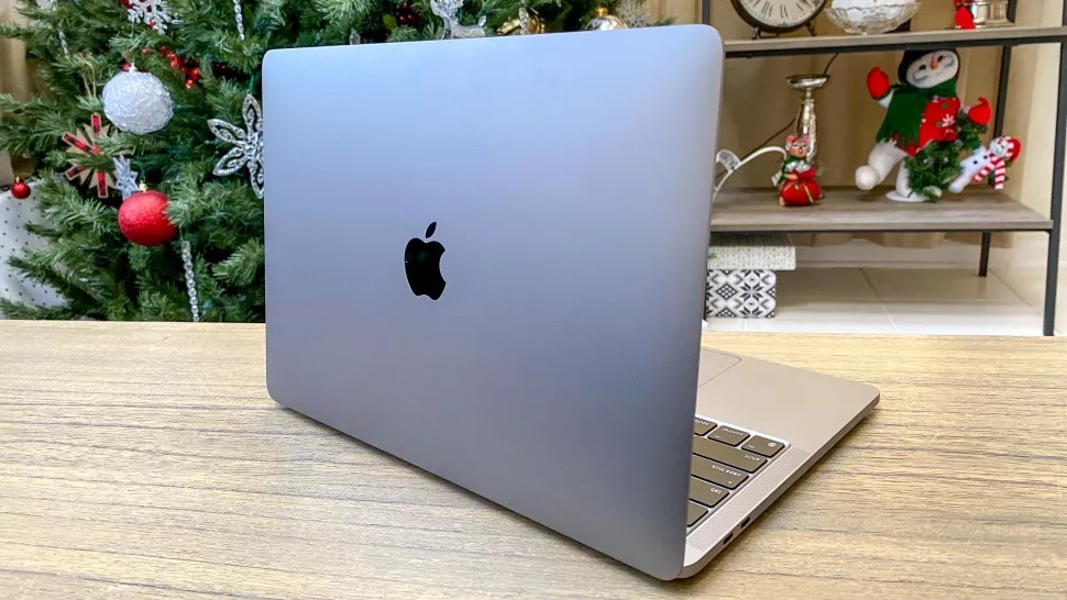 Có nên mua MacBook Pro M1 vào thời điểm cuối năm 2022, sử dụng có tốt không?