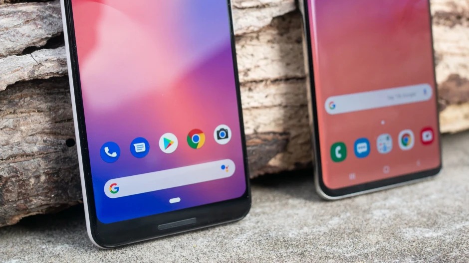 Màn hình cong và phẳng