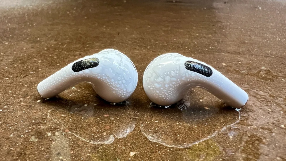 Đánh giá chi tiết Apple AirPods Pro 2: Chất lượng âm thanh ấn tượng, thời lượng pin được cải thiện