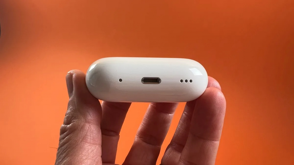 Đánh giá chi tiết Apple AirPods Pro 2: Chất lượng âm thanh ấn tượng, thời lượng pin được cải thiện
