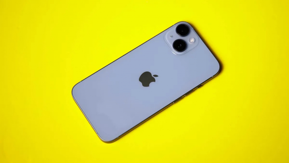 Đánh giá nhanh iPhone 14: Một bản nâng cấp tốt cho hầu hết mọi người với giá cả phải chăng