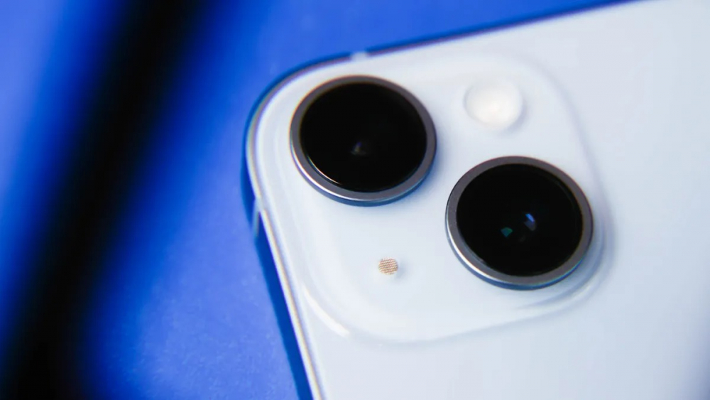 Đánh giá nhanh iPhone 14: Một bản nâng cấp tốt cho hầu hết mọi người với giá cả phải chăng