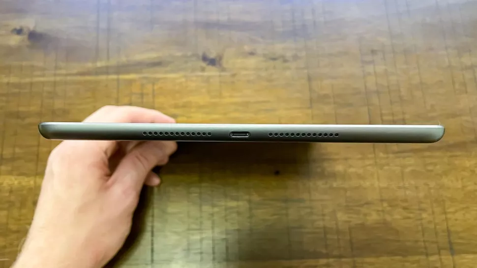 Đánh giá thiết kế iPad Gen 9