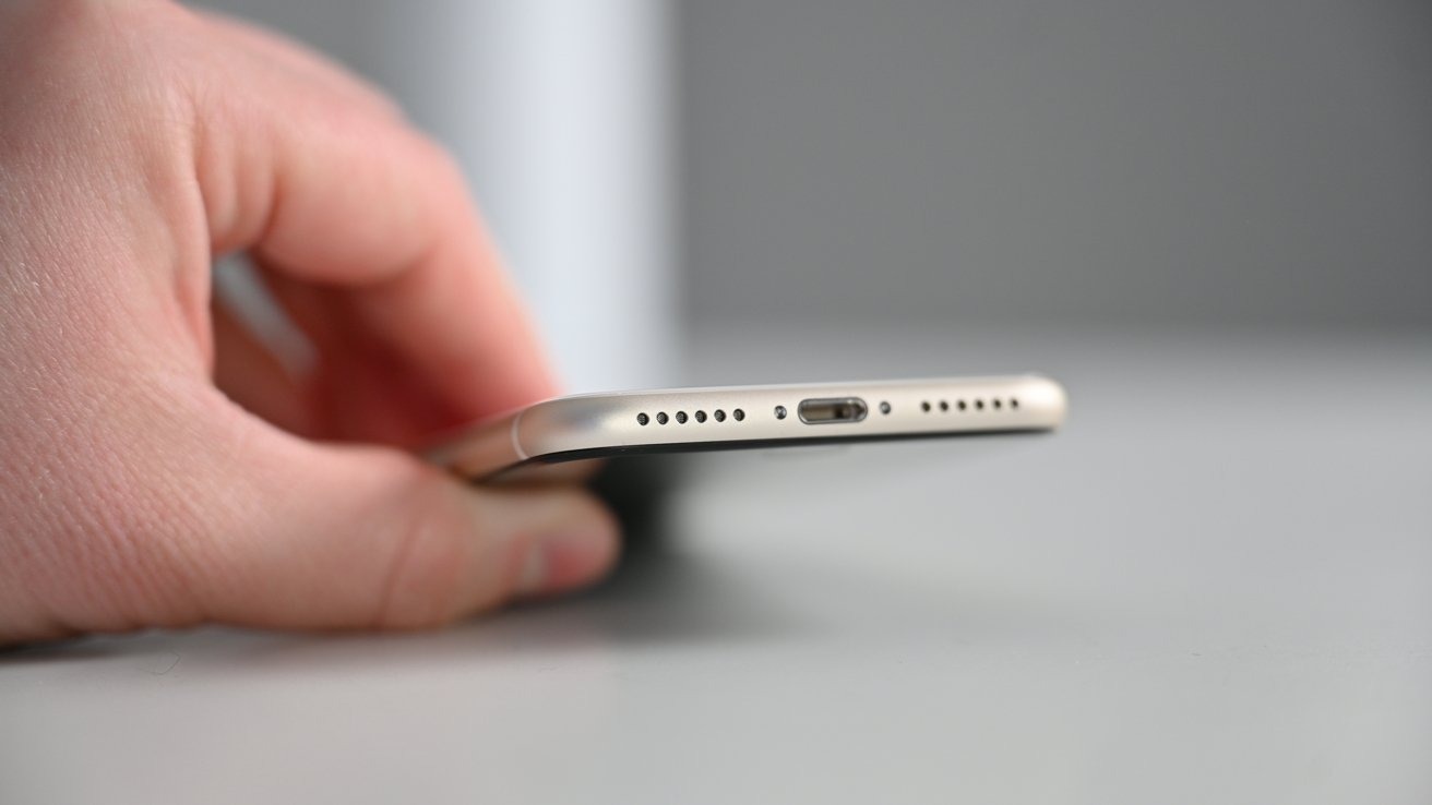 Đánh giá iPhone SE 2022