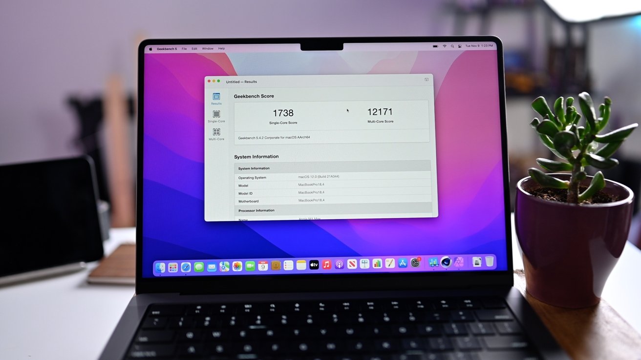 MacBook Pro 14 inch 2021