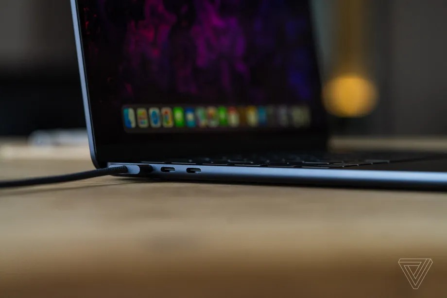 Đánh giá chi tiết MacBook Air M2 2022