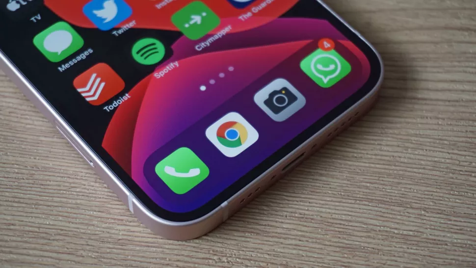 Màn hình iPhone 13