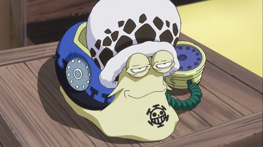 ốc sên kéo dài cơ thể của mình theo một cách tương tự như nhân vật Luffy t