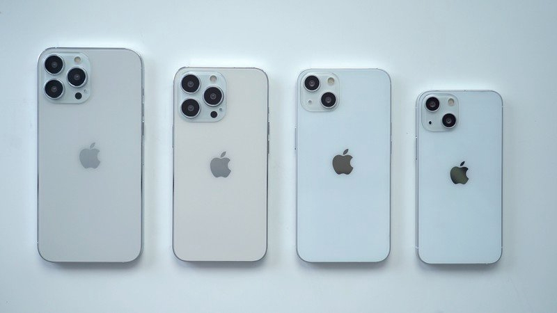 Dummy iPhone 13 Series