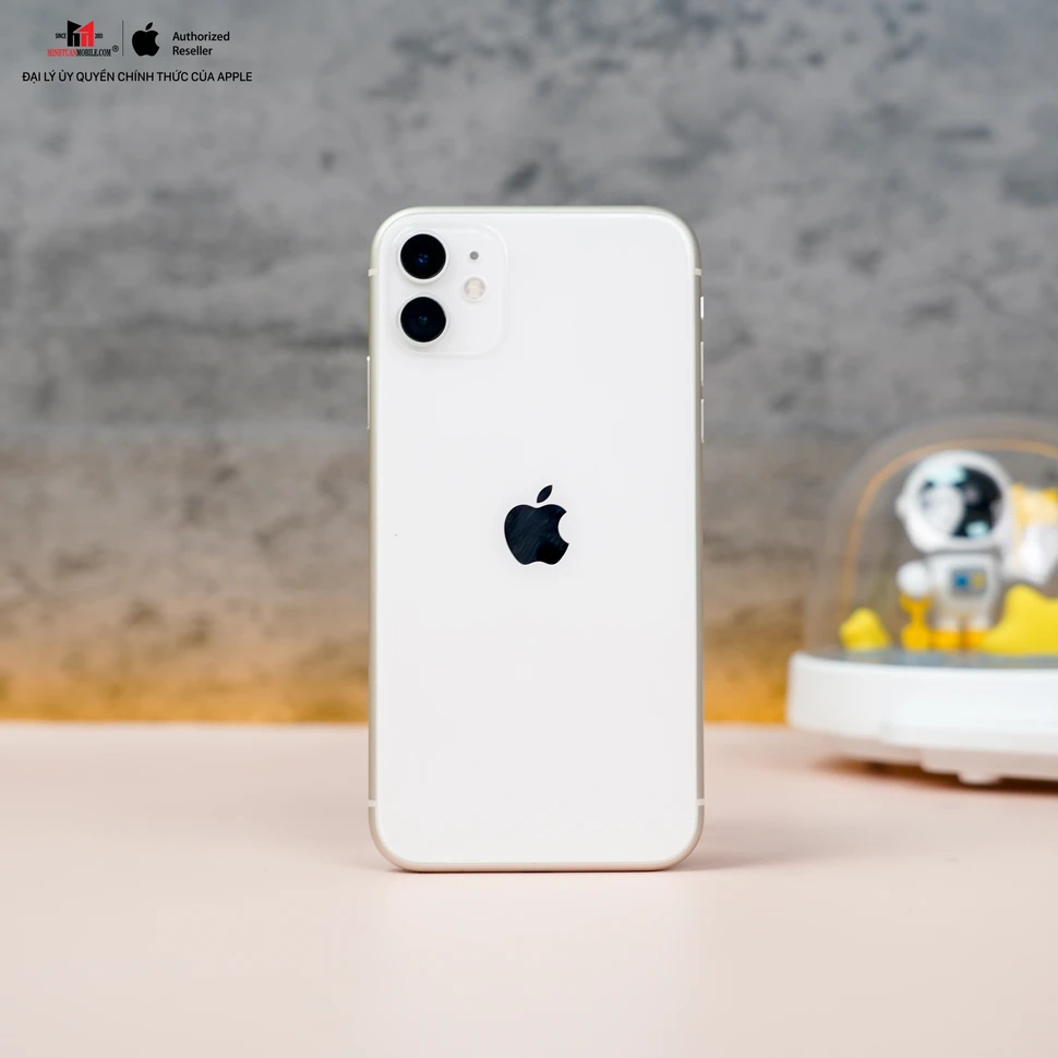 iPhone 11 64GB White Like New