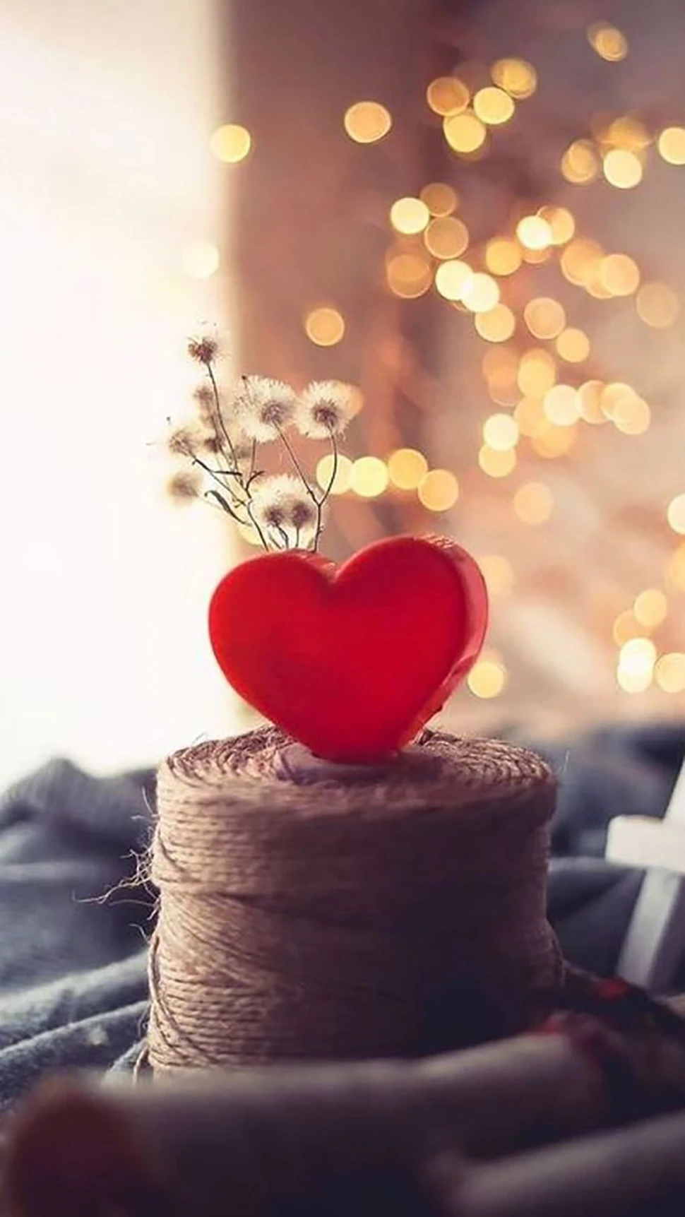 ​ Tình bể bình với bộ hình nền Valentine siêu lãng mạn