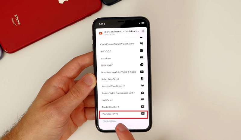 Nhấp chọn nút Chia sẻ và bạn tìm chọn biểu tượng phím tắt YouTube PiP 