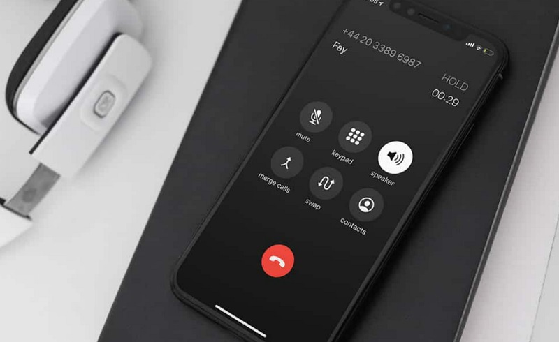 Ghi âm cuộc gọi trên iPhone bằng loa ngoài