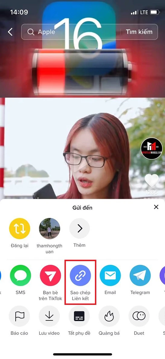 Bước 2: Chọn biểu tượng chia sẻ, chọn sao chép liên kết góc dưới bên phải video.