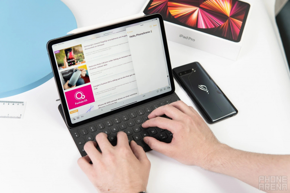 Galaxy Z Fold4 đánh bại iPad trong một lĩnh vực quan trọng, đã đến lúc iPadOS 16 cần phát huy tác dụng