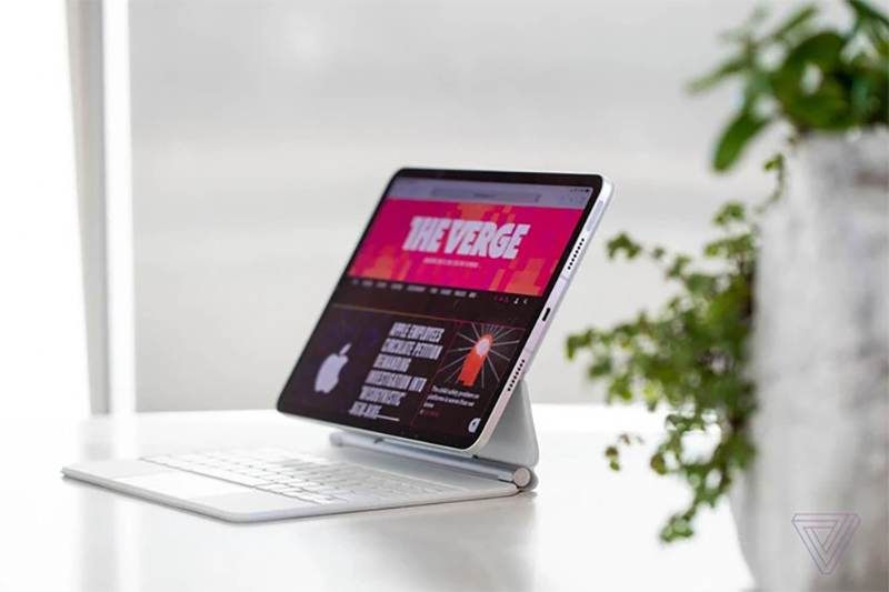 Apple nghiên cứu sạc không dây trên iPad Pro mới