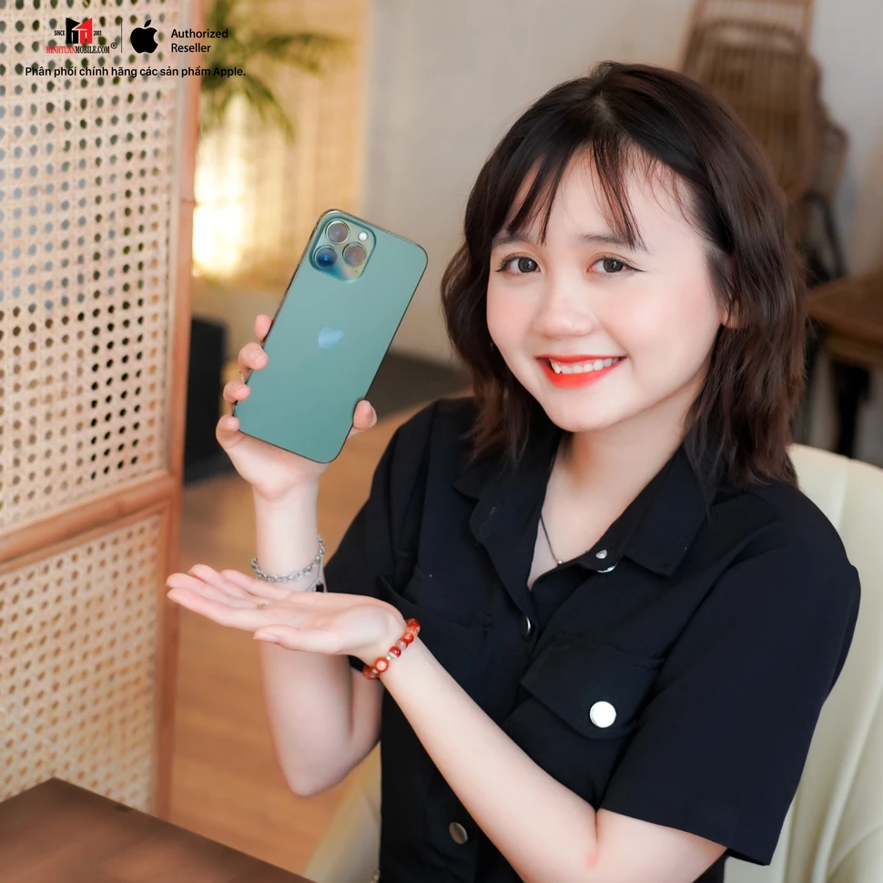 iPhone 13 Pro Max hợp mệnh mộc 