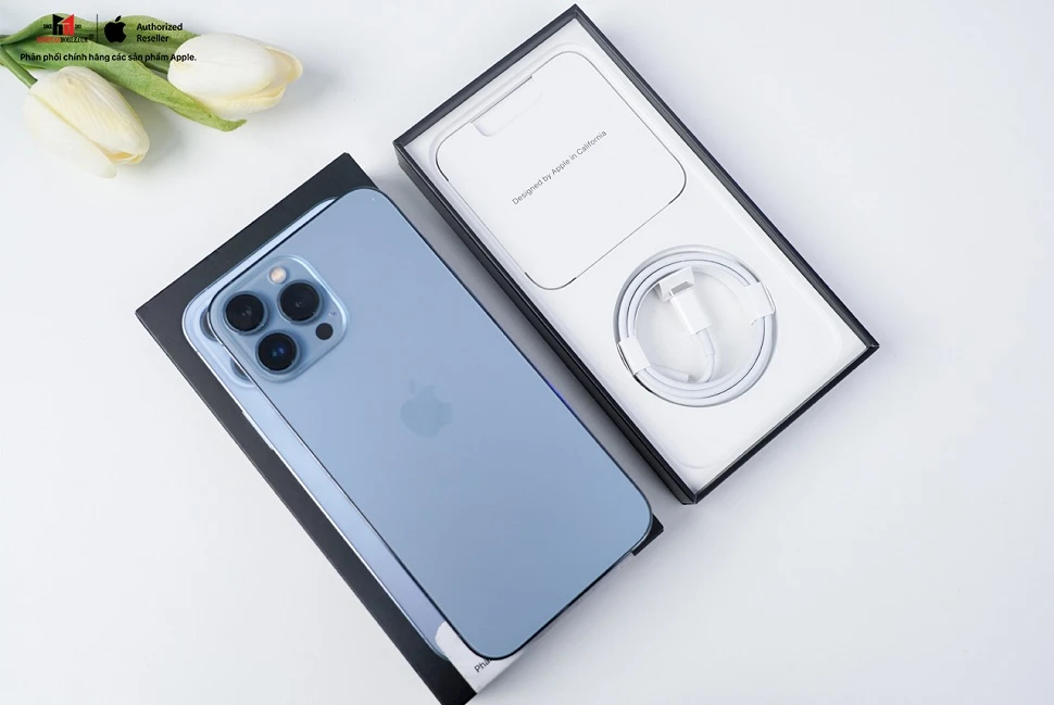 iPhone 13 Pro giảm giá kỷ lục