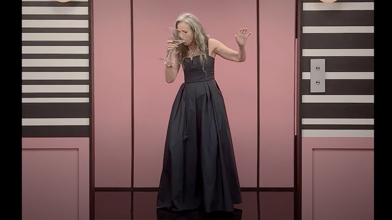 iPhone 13 Pro Max quay hình sự kiện The Elevator