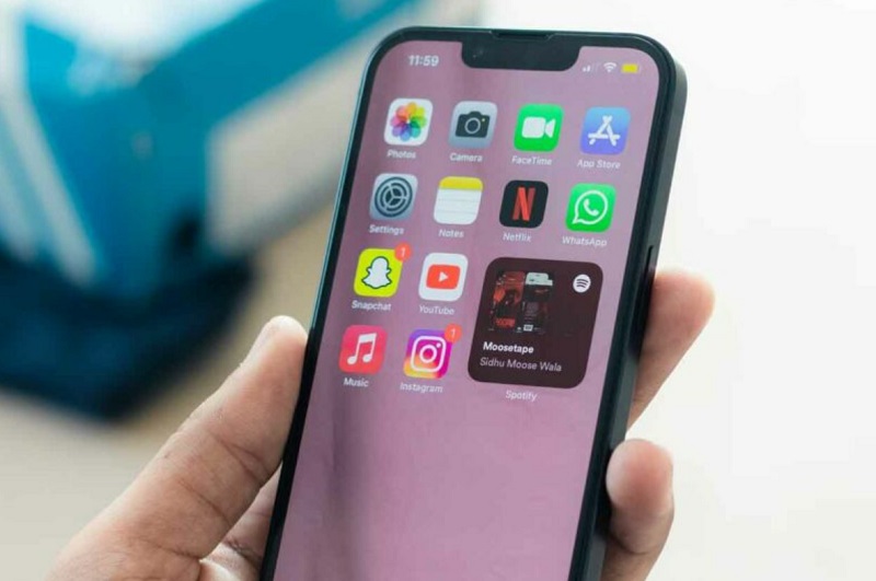 iPhone 14 vẫn sử dụng chip A15 nhưng cải tiến hơn so với chip trên iPhone 13 