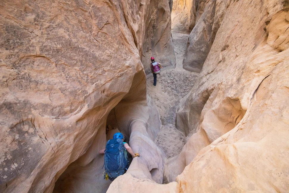 iPhone 14 cứu 3 sinh viên bị mắc kẹt trong hẻm núi sâu