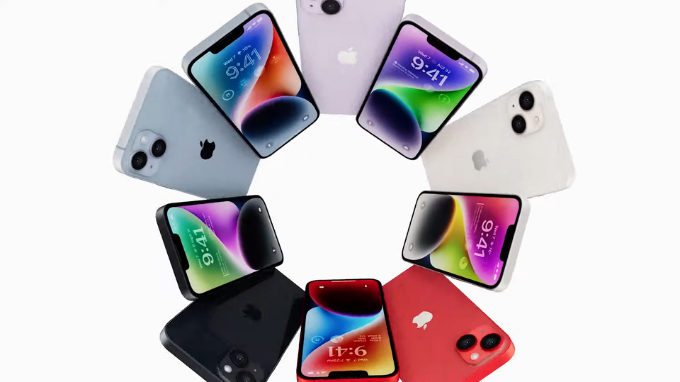  iPhone 14 và iPhone 14 Plus 2022 có 5 tuỳ chọn màu cho bạn lựa chọn, bao gồm: Midnight (Đen), Starlight (Trắng), Blue (Xanh biển), Purple (Tím) và Red (Đỏ). Đặc biệt trong đó phải kể đến màu Tím mới được tung ra trong đợt này.