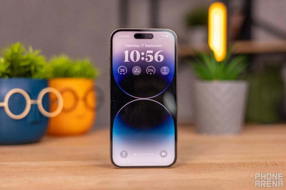 Tại sao Apple không tăng giá iPhone ở Mỹ mà lại làm như vậy ở các nước khác?