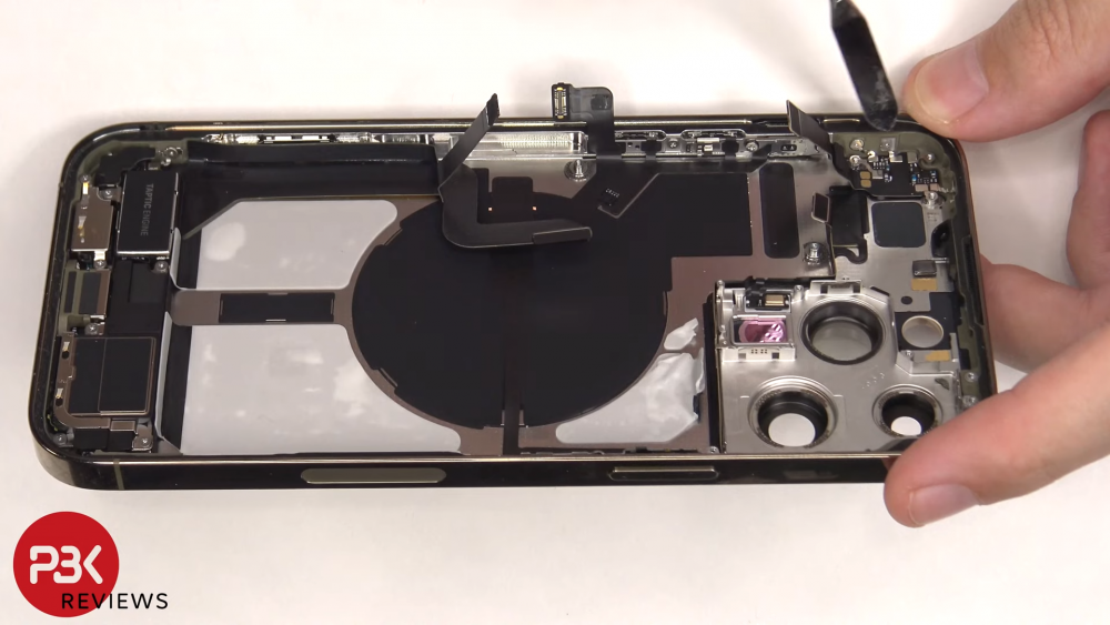 Mổ bụng iPhone 14 Pro Max