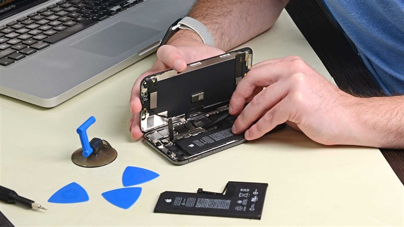 iPhone không xài vẫn nóng và ngốn pin ngầm, lý do và cách khắc phục