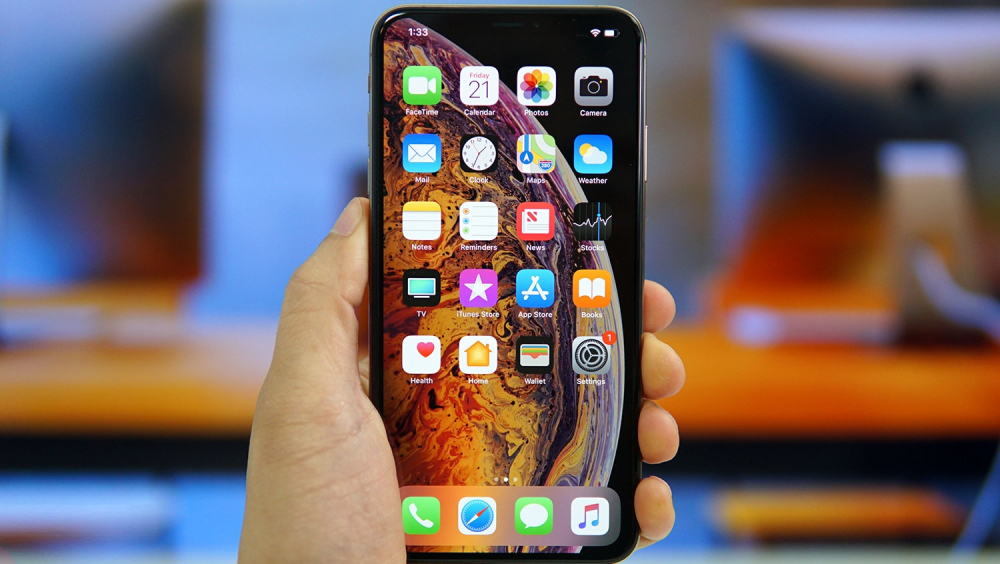 iPhone màn hình OLED