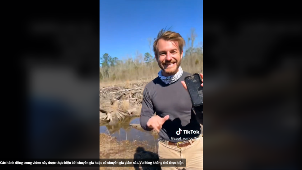 iPhone sống sót sau khi 