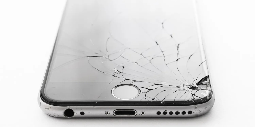 Có nên sử dụng ốp lưng và dán màn hình cho iPhone không? Ưu và nhược điểm bạn cần lưu ý