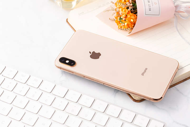 Điểm chung dễ thấy nhất của cả ba mẫu iPhone Xs, iPhone Xs Max và iPhone Xr là chúng đều sử dụng chipset Apple A12 Bionic mới ở bên trong.