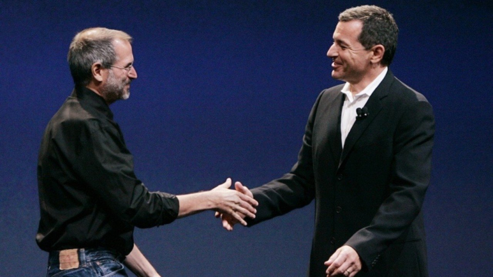 Steve Jobs và Bob Iger