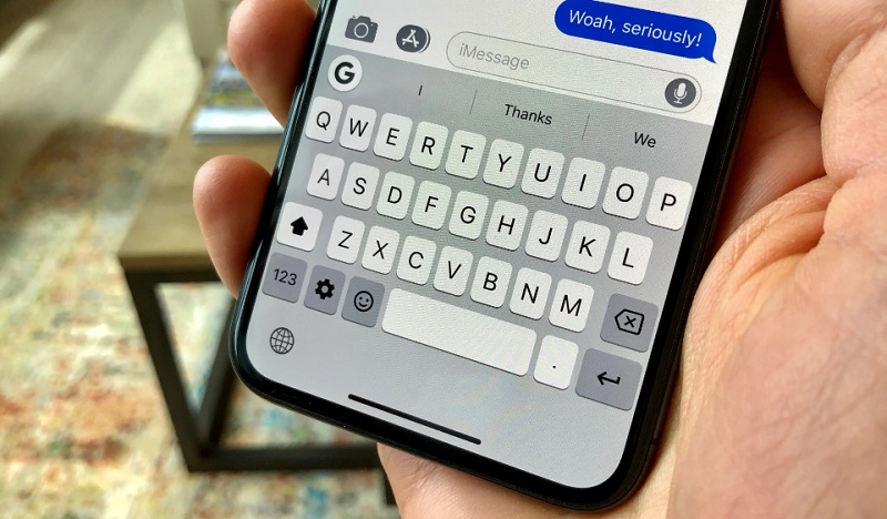 Ẩn bàn phím iPhone