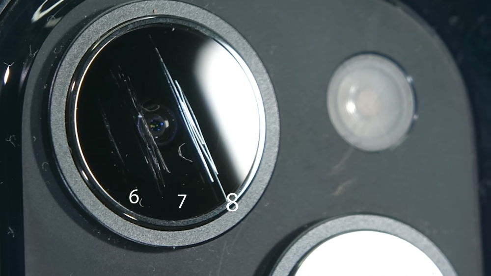 Kiểm tra độ bền của iPhone 14 series