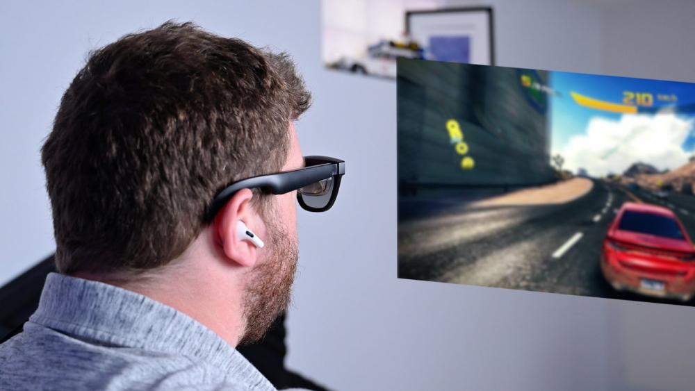 Kính Nreal Air AR có thể giúp iPhone của bạn trở thành màn hình 130 feet