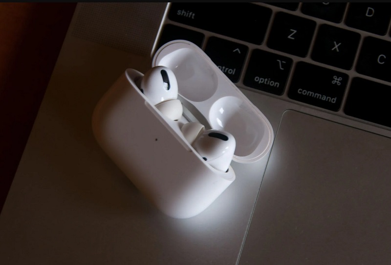 Các mẫu AirPods có tính năng tự động chuyển đổi thiết bị