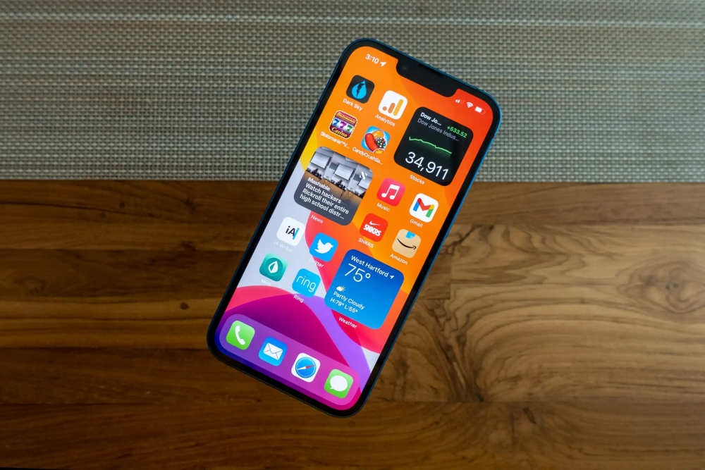 Tại sao Apple không sử dụng màn hình 2K trên iPhone? Đây là lí do