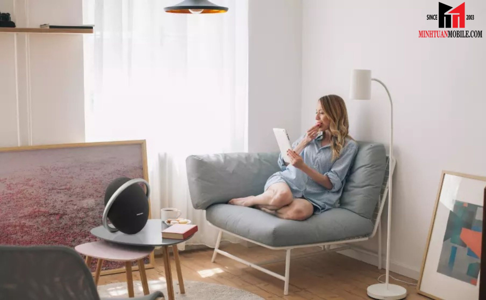 Loa Bluetooth Harman Kardon Onyx Studio 8