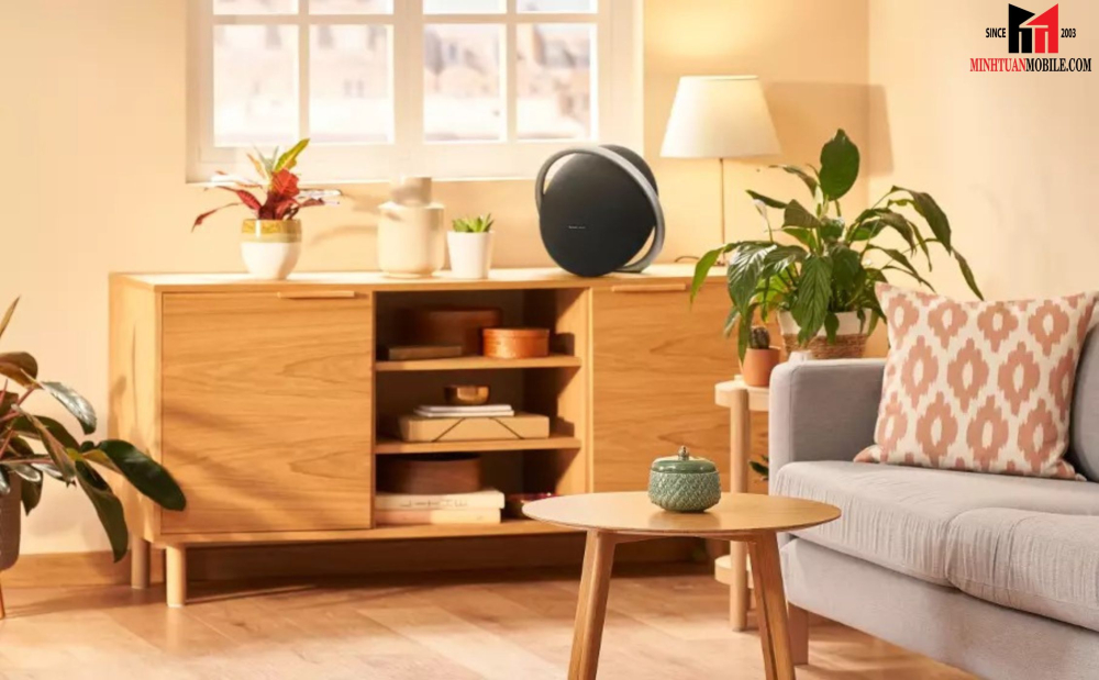 Loa Bluetooth Harman Kardon Onyx Studio 8