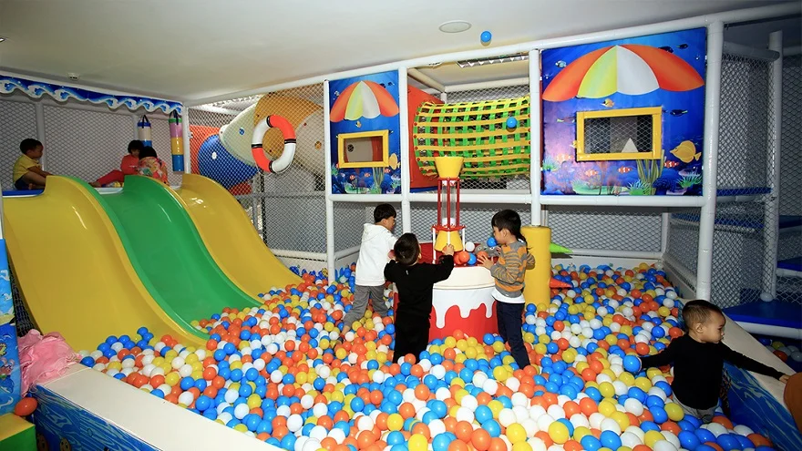 Chọn địa điểm đi chơi lễ an toàn trong dịp bão