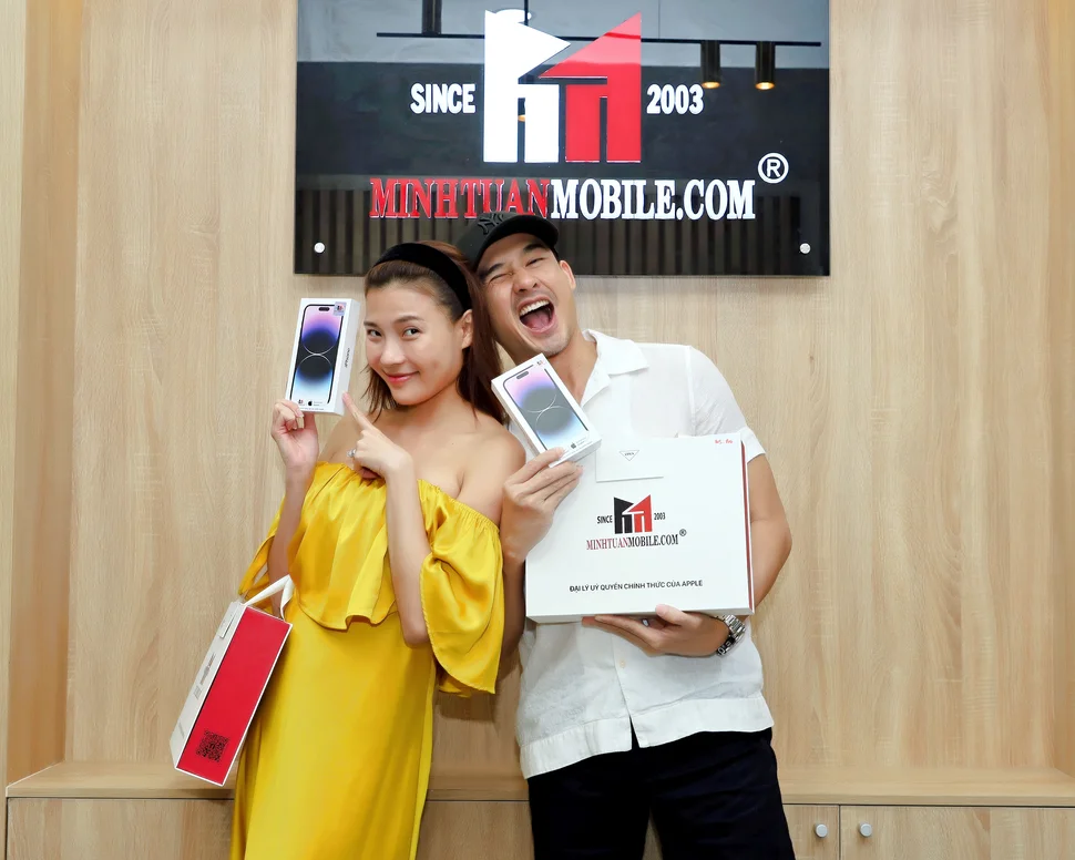 Lương Thế Thành - Thúy Diễm iPhone 14 Pro Max tại Minh Tuấn mobile