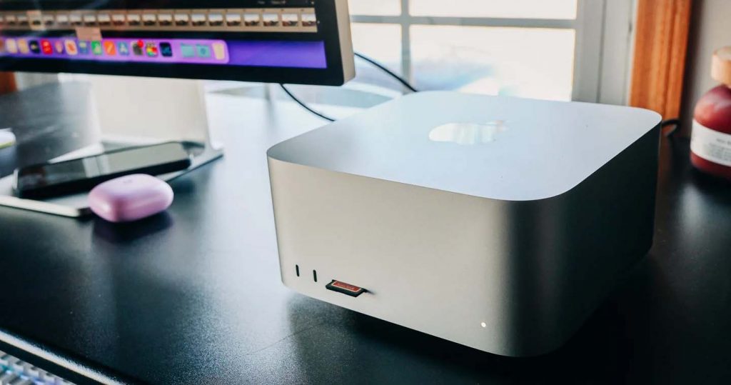 Tại sự kiện Peek Performance 2022, Apple đã công bố Mac Studio Chip M1 Ultra, một mẫu máy Mac hoàn toàn mới