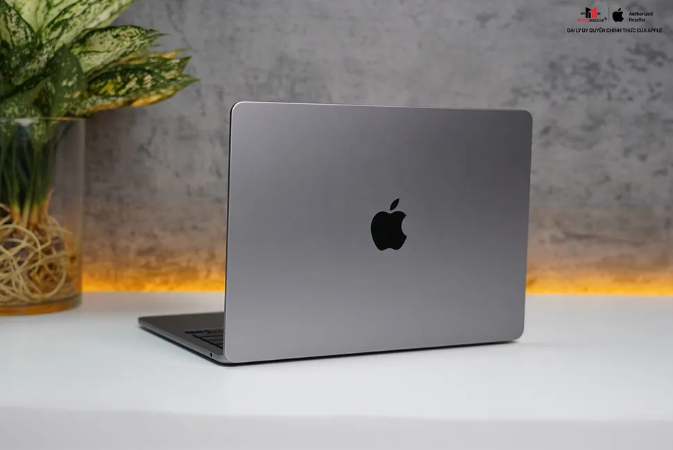 MacBook Pro M2 Pro
