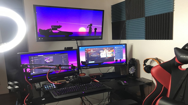 Màn hình cong và màn hình phẳng: Sự khác biệt là gì?