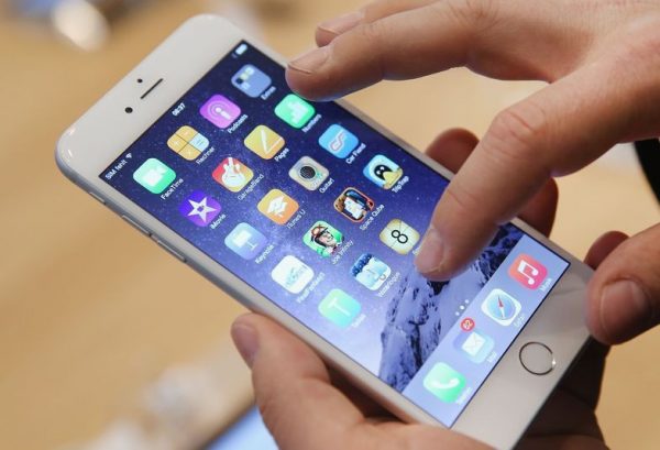 Mẹo kiểm tra iPhone cũ đơn giản kiểm tra màn hình