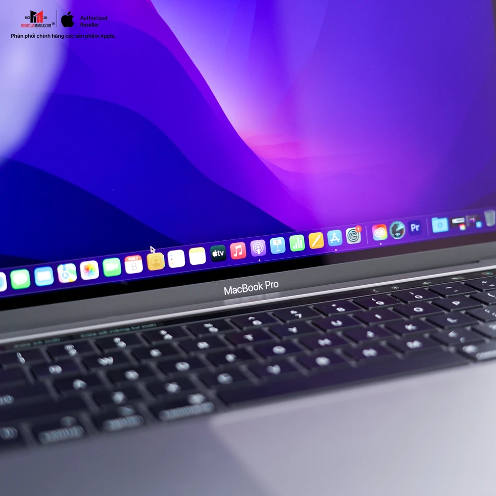 Mổ bụng Macbook Pro mới phát hiện bộ tản nhiệt nhỏ 