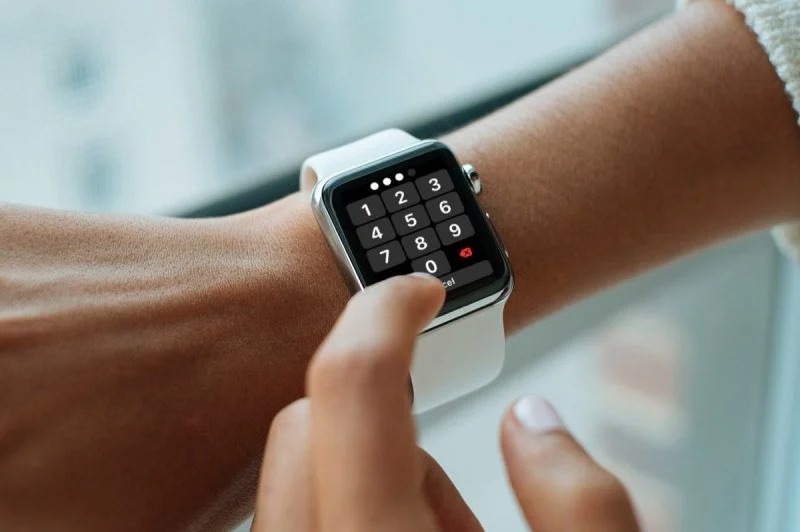 mở khoá apple watch bằng iphone