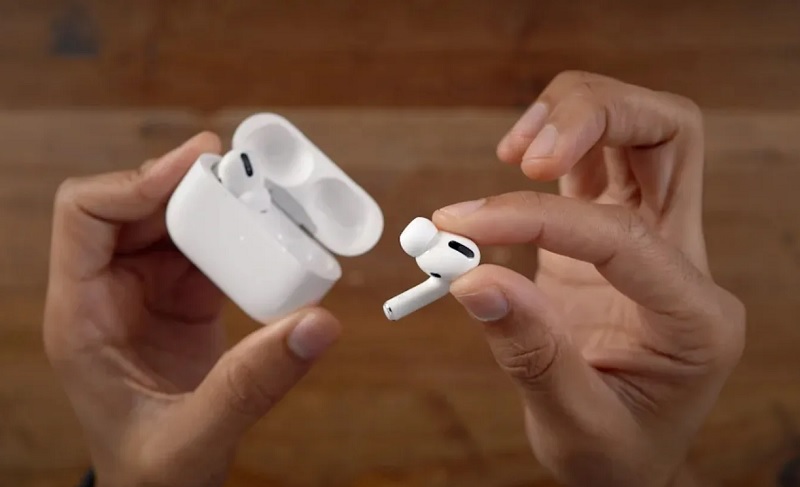 mẫu tai nghe AirPod Pro sở hữu nhiều ưu điểm giữa tai nghe AirPods thường và AirPods Max 